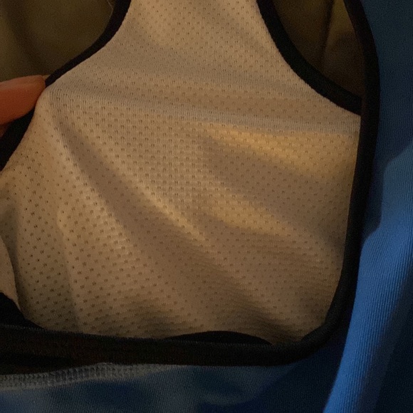 Women’s Reebok work out tank top size medium - Picture 7 of 7